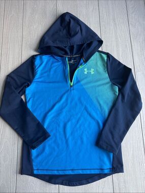 Youth Large Under Armour quarter zip long sleeve hoodie, loose fit